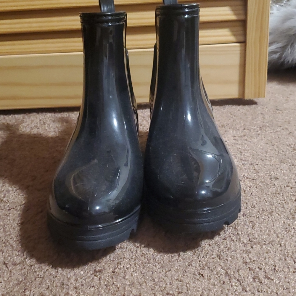 Rain boots